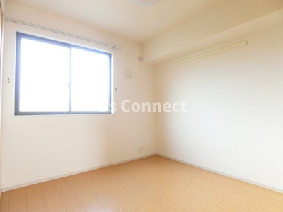 【その他】 | サン・イースト | ４．２帖の洋室は寝室として使えます。