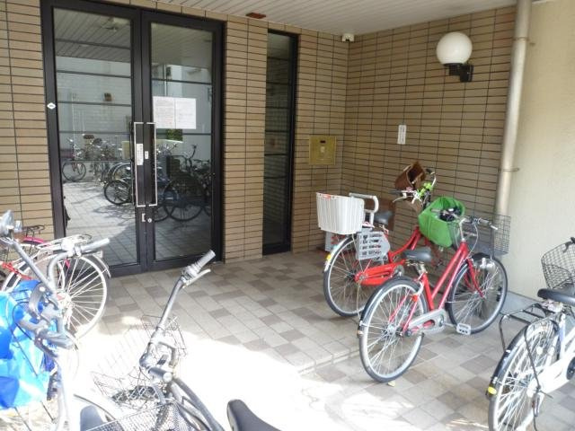 【エントランス】 | ロイヤルハイツ夕凪 | 建物の内部です