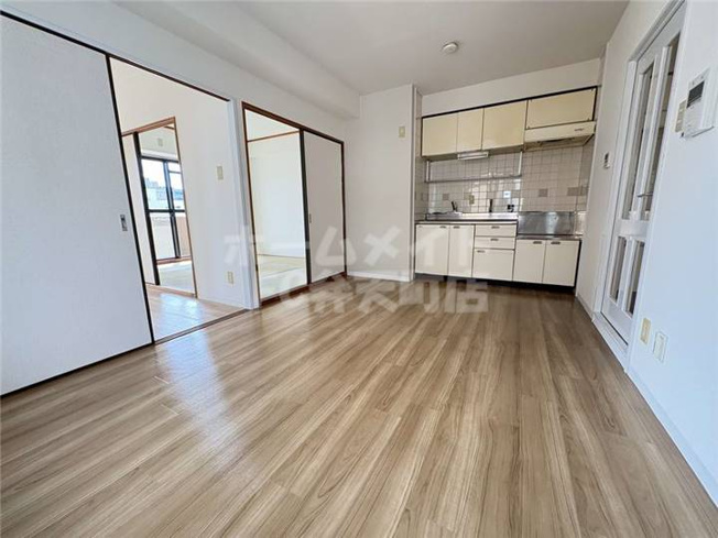 【居間・リビング】 | ロイヤルハイツ夕凪 | リビングです