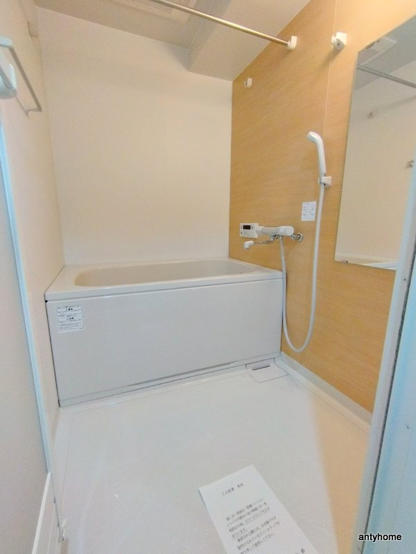 アーバンフラッツ心斎橋(旧La Douceur心斎橋)　仲介手数料無料の浴室