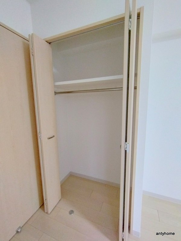 アーバンフラッツ心斎橋(旧La Douceur心斎橋)　仲介手数料無料の収納