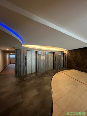 【ロビー】 | セレニテ本町グランデ