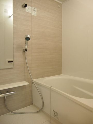 【浴室】 | ルーブル都立家政伍番館 | 快適なバスルーム（同一仕様写真）