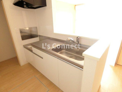 【キッチン】 | スリーアンジュ | ２口ガスコンロ設置可能なカウンターキッチン。