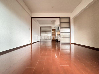 【居間・リビング】 | Rainbow Court谷町五