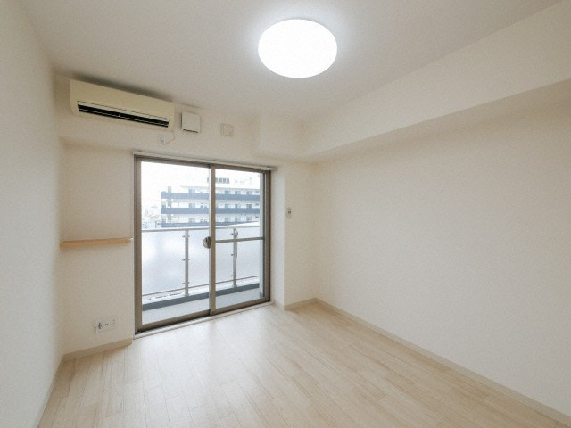 GRECALE天王寺の居間・リビング