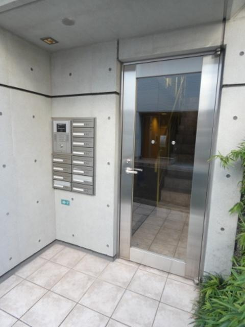 Branche西新宿Eastのエントランス