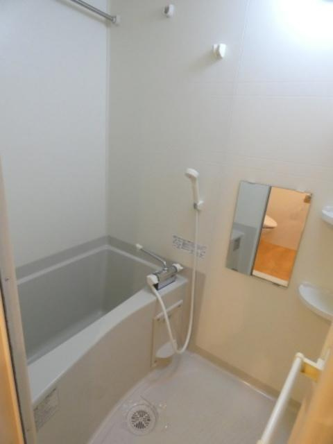 Branche西新宿Eastの浴室|別部屋参照