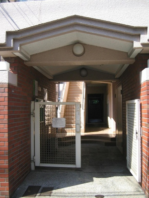 【エントランス】 | コーポアルプ | エントランス☆