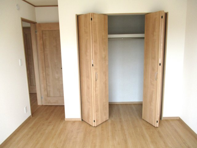 新築分譲住宅市坪北の収納|クローゼットも収納量が多いです