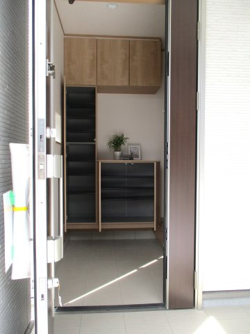 新築分譲住宅市坪北の収納|下駄箱の収納量も多いです
