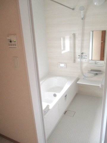 新築分譲住宅市坪北の浴室|浴槽も大きくてゆったり入れます