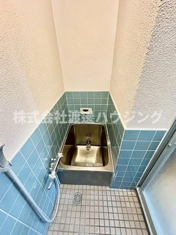 北石切町一戸建7の浴室