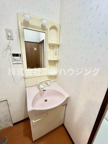 北石切町一戸建7の洗面所