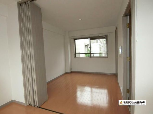 【居間・リビング】