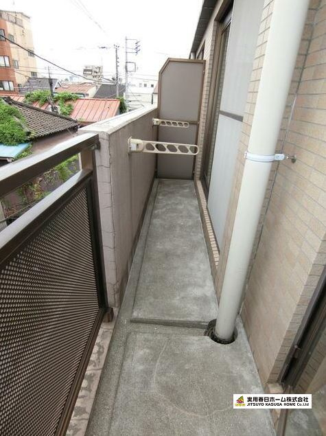 【バルコニー】