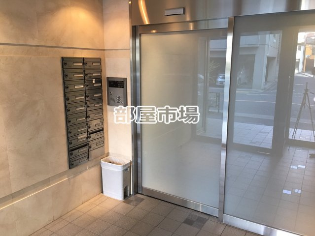 グランビュー御茶ノ水のエントランス