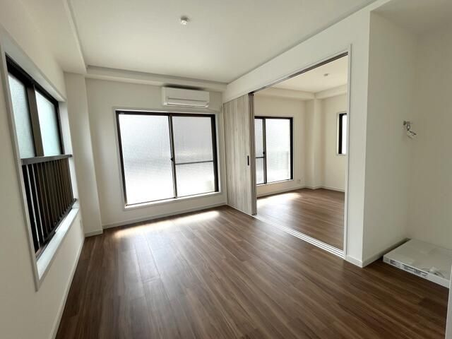 Housekul千駄木ビルの居間・リビング