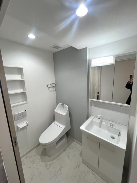 Housekul千駄木ビルの洗面所