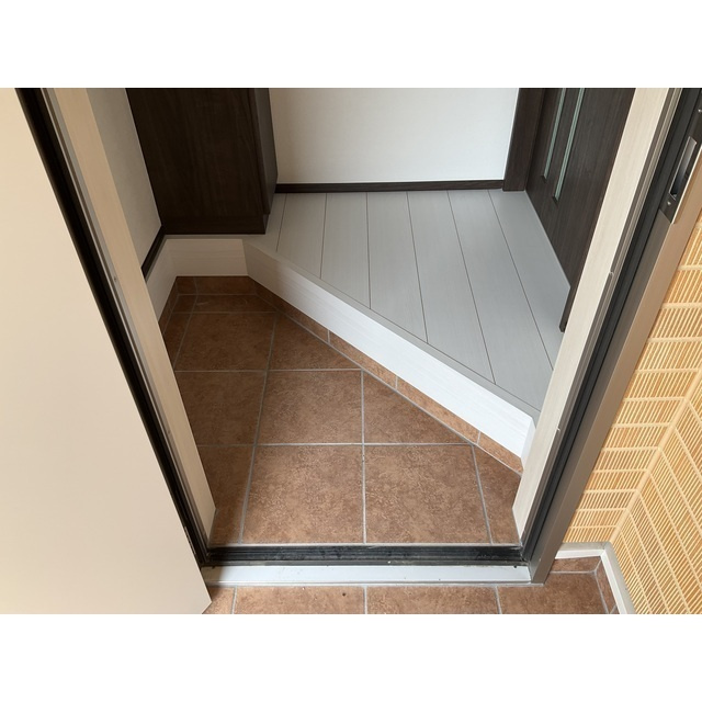 ANIMAL KINGDOMの玄関|収納もある玄関です