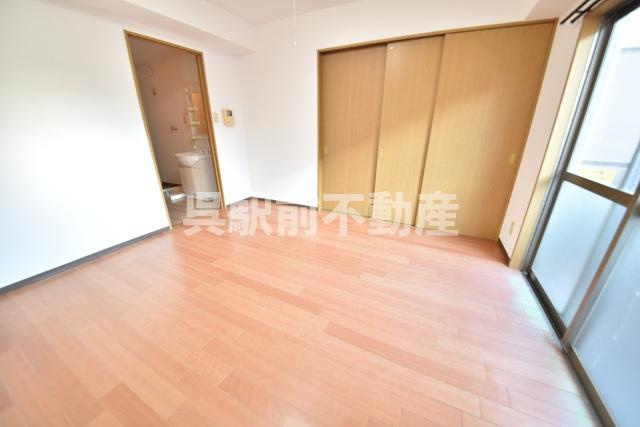 大森第10ビルの居間・リビング