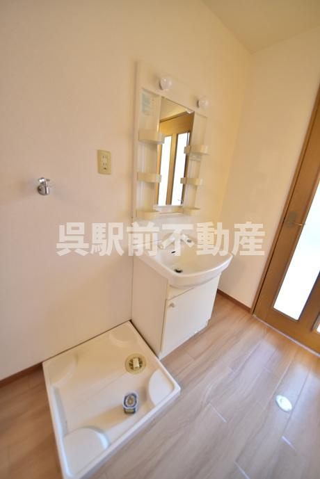 大森第10ビルの洗面所