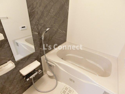 【浴室】 | ル・クルールⅠ | 追焚き、浴室乾燥付きのお風呂。