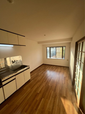 【居間・リビング】 | ヘリオス天神町レジデンス