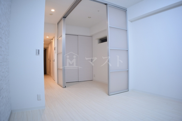 ファーストフィオーレ心斎橋イーストⅡの居間・リビング