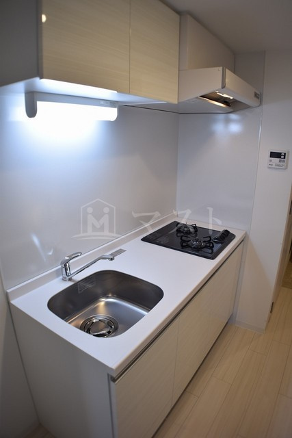 ファーストフィオーレ心斎橋イーストⅡのキッチン