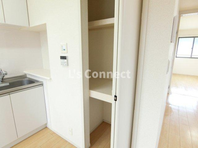【設備】 | ベルフィミーモ栗原Ⅰ | ＬＤＫにも収納付き。
