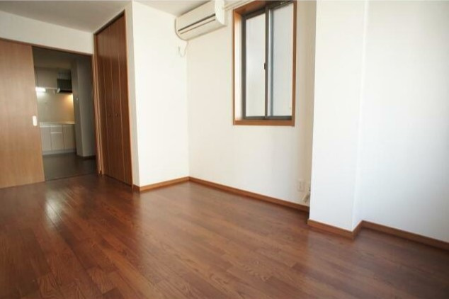 アパートメント両国緑の寝室