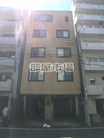 アパートメント両国緑の外観