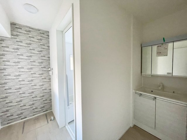 東御市県の独立洗面台