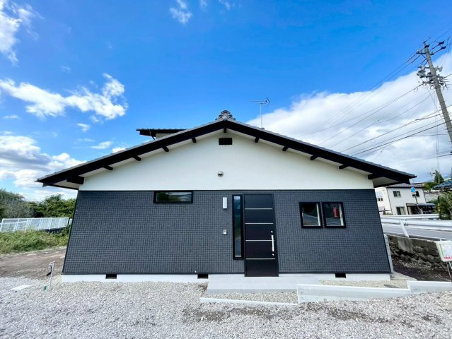 東御市県の外観