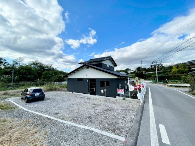 東御市県の前面道路含む現地写真