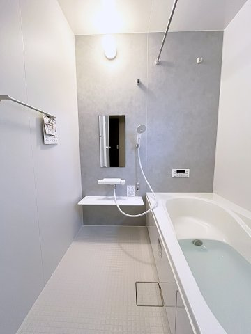 新築戸建・新築建売　郡山市富田町字大徳南【長期優良住宅】小山田小・郡山六中の玄関|同社施工例