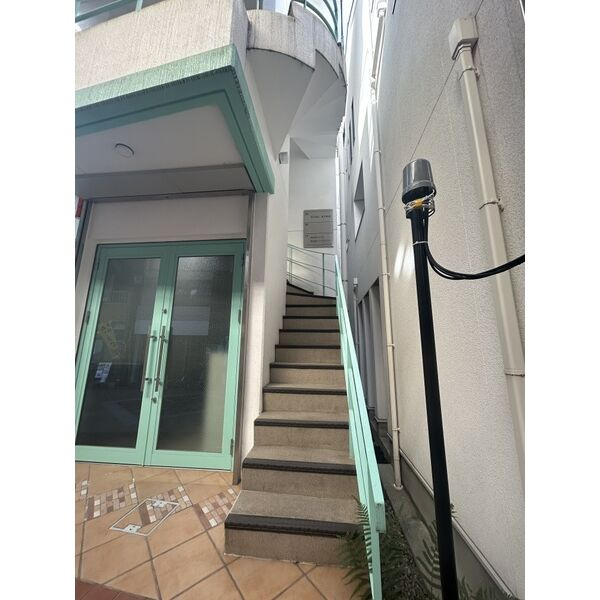 H・Y Office Bldg
