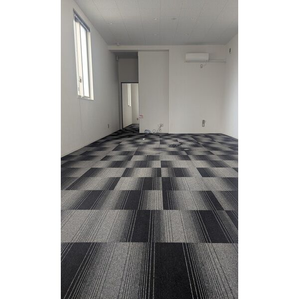 H・Y Office Bldgの内装