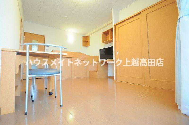 レオパレスとらの洋室|洋室