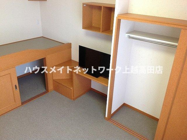 レオパレスとらの洋室|洋室