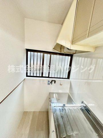 安中町８丁目テラスハウスのその他|窓