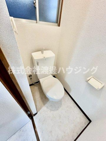 安中町８丁目テラスハウスのトイレ