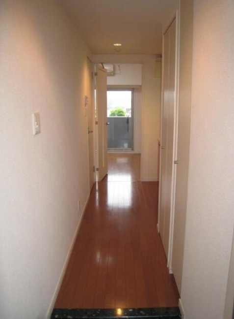 パークウェル初台の玄関