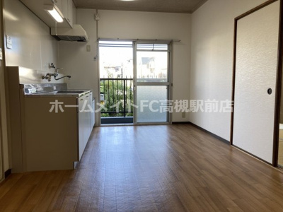 【居間・リビング】 | 磐手ハイツ