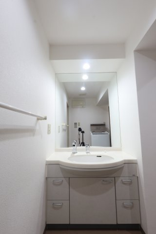 ヴェルナール松江の独立洗面台|独立洗面化粧台付き