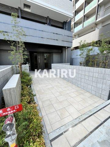 プレサンスＯＳＡＫＡ東成中本ハーヴィル のエントランス