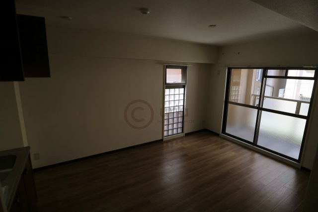 アントレ六甲の居間・リビング