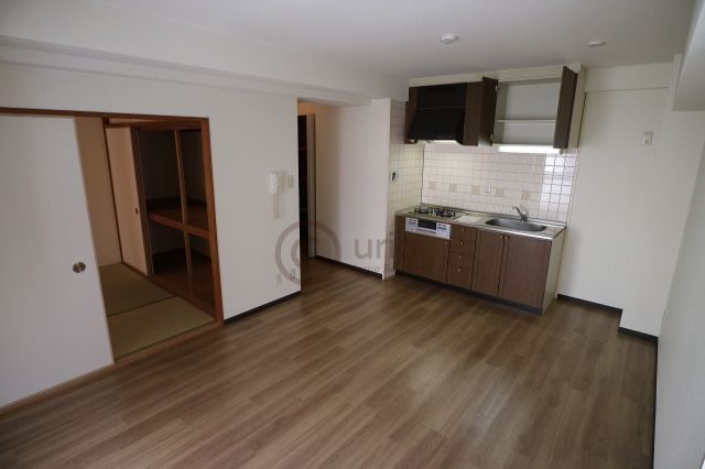 アントレ六甲の居間・リビング