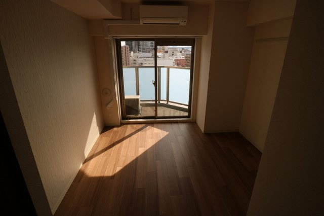 プレサンス神戸元町ミューズの洋室